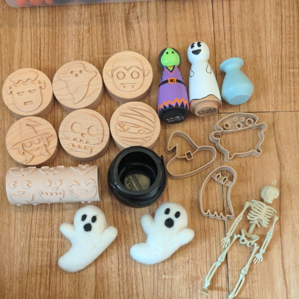 Halloween Themed Sensory plat Set